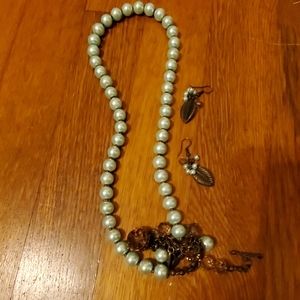 Plunder design pale blue colored pearl set